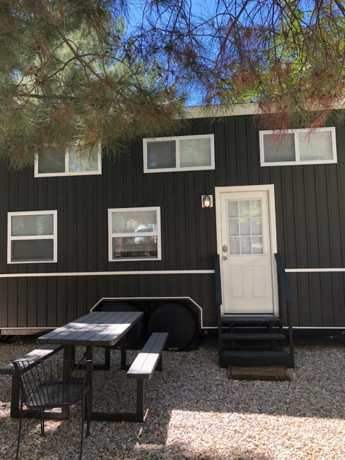Hygge Tiny Home Hue-Gah Leeds Luaran gambar